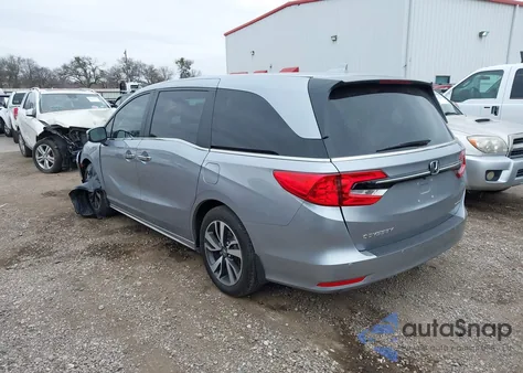 2024 Honda Odyssey Touring z USA, uszkodzony, nr VIN 5FNRL6H87RB014651